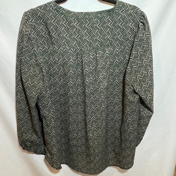 Fun 2 Fun EUC Stitch Fix XL/L Dark Green Blouse - Picture 6 of 6